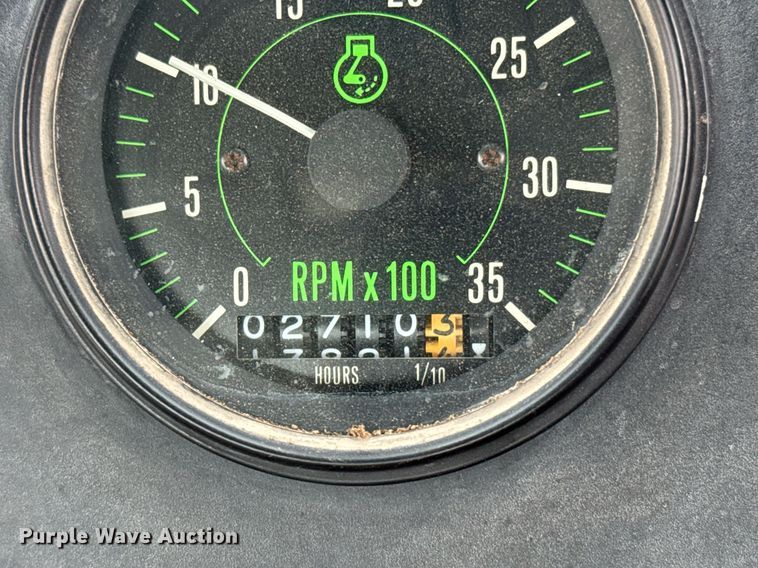 image for item EG6622 1994 Elgin Pelican P street sweeper truck