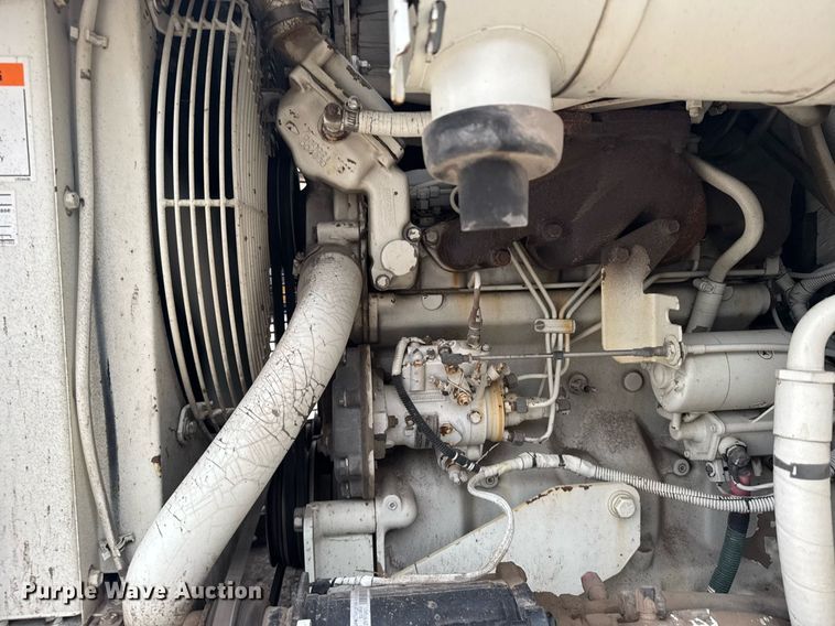 image for item EG6622 1994 Elgin Pelican P street sweeper truck