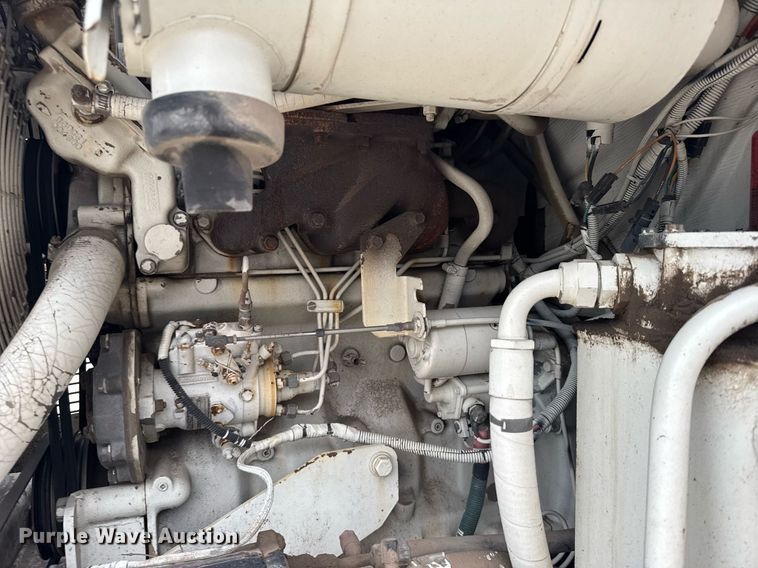 image for item EG6622 1994 Elgin Pelican P street sweeper truck