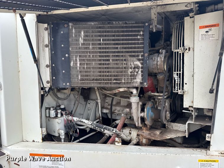 image for item EG6622 1994 Elgin Pelican P street sweeper truck