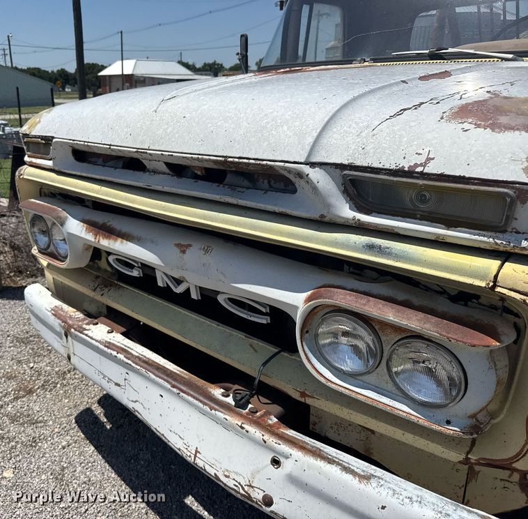 image for item EG6624 1963 GMC winch truck