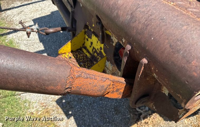 image for item EG6624 1963 GMC winch truck