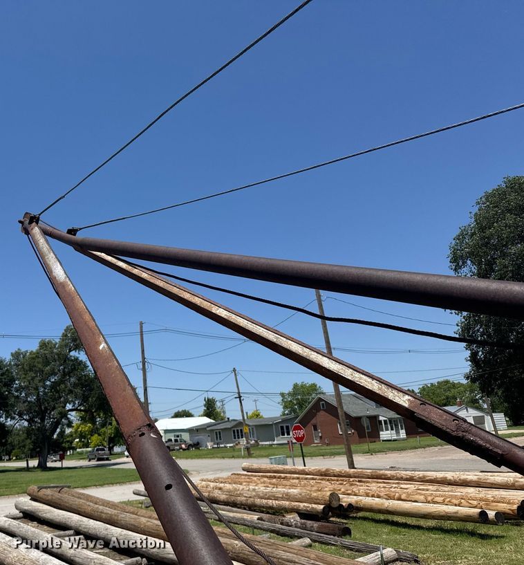 image for item EG6624 1963 GMC winch truck