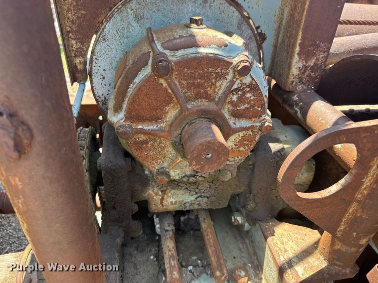 image for item EG6624 1963 GMC winch truck