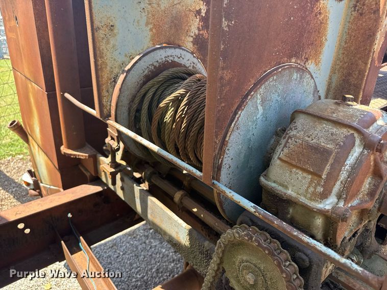 image for item EG6624 1963 GMC winch truck