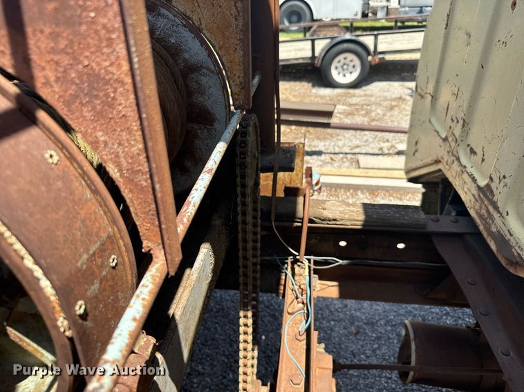 image for item EG6624 1963 GMC winch truck