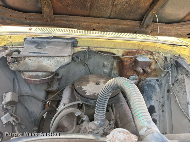 image for item EG6624 1963 GMC winch truck