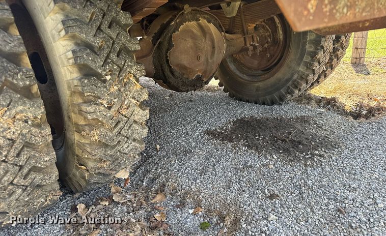 image for item EG6624 1963 GMC winch truck