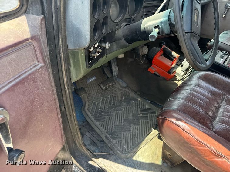 image for item EG6626 1984 Chevrolet D10 Military Blazer SUV