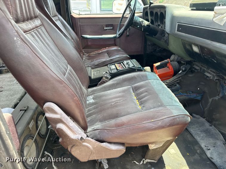 image for item EG6626 1984 Chevrolet D10 Military Blazer SUV