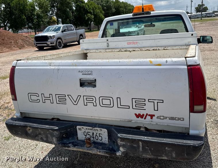 image for item EG6627 1998 Chevrolet C1500 pickup truck