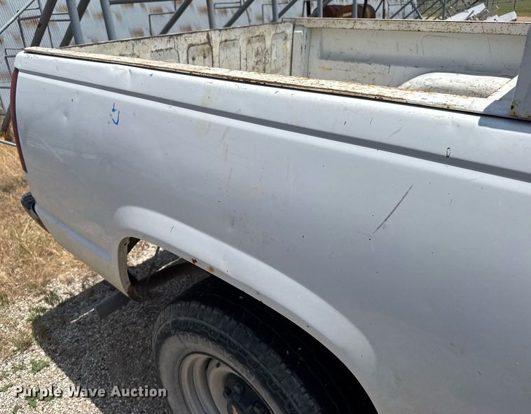 image for item EG6627 1998 Chevrolet C1500 pickup truck