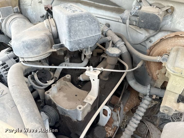 image for item EG6627 1998 Chevrolet C1500 pickup truck