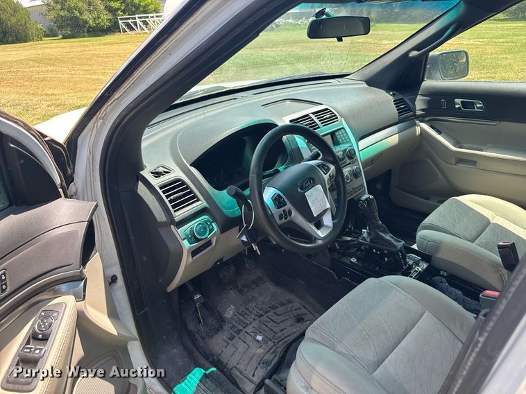 image for item EG6630 2013 Ford Explorer SUV