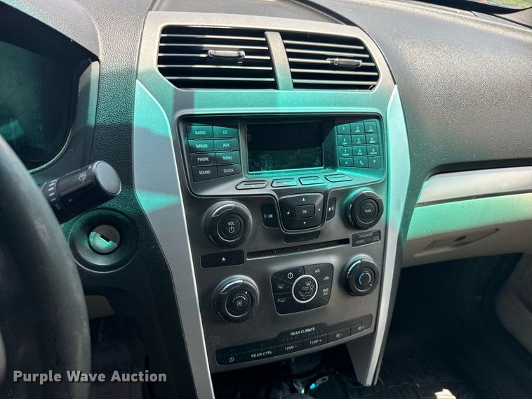 image for item EG6630 2013 Ford Explorer SUV