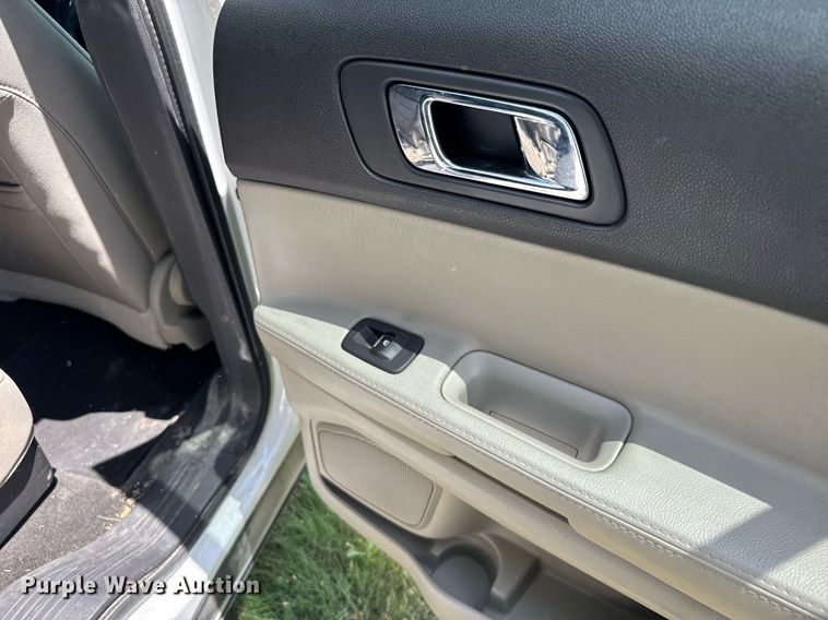 image for item EG6630 2013 Ford Explorer SUV