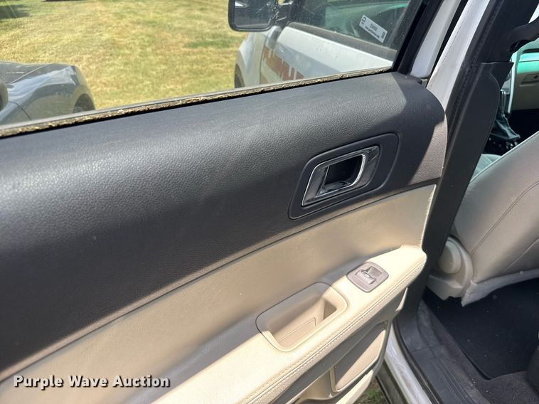 image for item EG6630 2013 Ford Explorer SUV