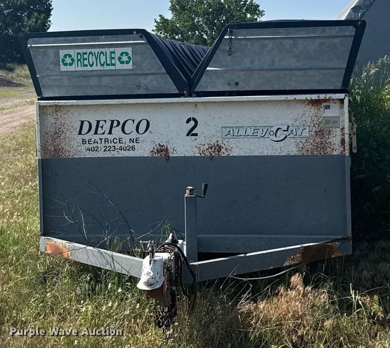 image for item EG6631 2001 AlleyCat RSWT500 Recycling recycling trailer