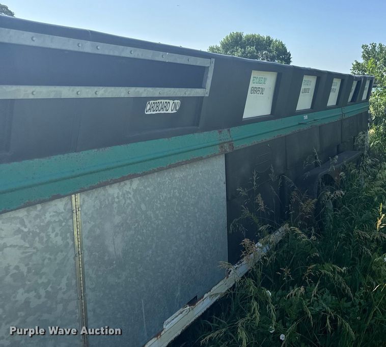 image for item EG6631 2001 AlleyCat RSWT500 Recycling recycling trailer