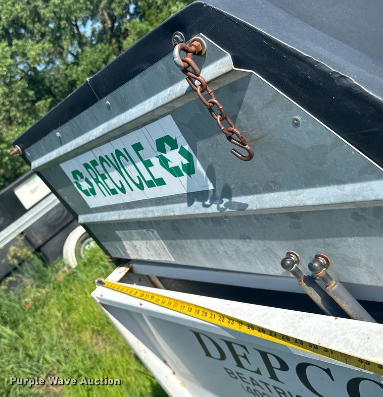 image for item EG6631 2001 AlleyCat RSWT500 Recycling recycling trailer