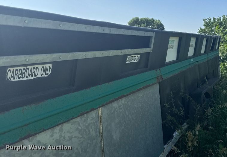 image for item EG6631 2001 AlleyCat RSWT500 Recycling recycling trailer