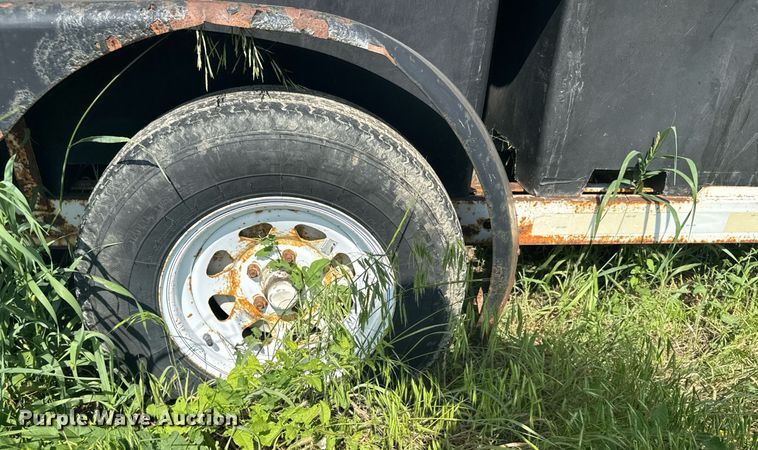 image for item EG6631 2001 AlleyCat RSWT500 Recycling recycling trailer