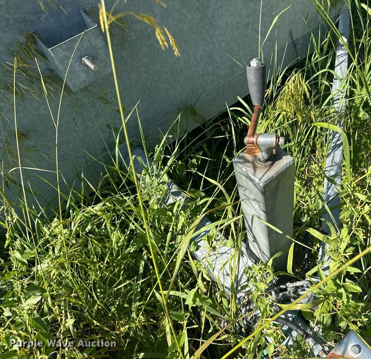 image for item EG6632 2007 AlleyCat Recycle recycling trailer