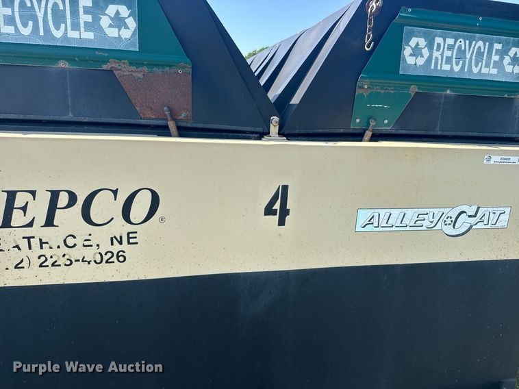 image for item EG6633 2002 AlleyCat RSWT Recycling recycling trailer