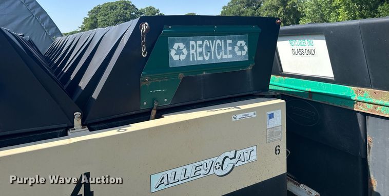 image for item EG6633 2002 AlleyCat RSWT Recycling recycling trailer
