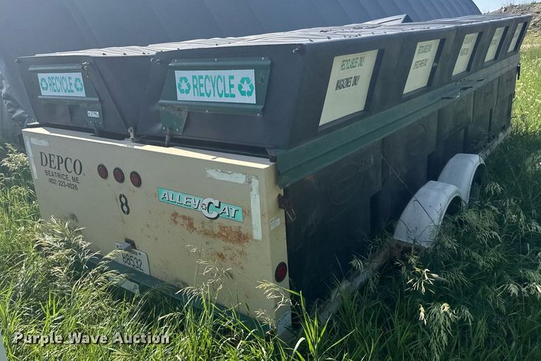 image for item EG6635 2002 AlleyCat RSWT-30 Recycling recycling trailer