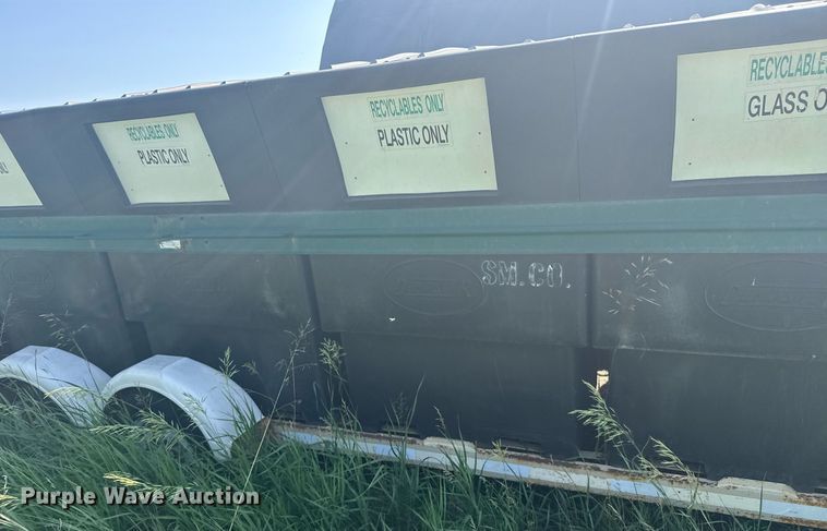 image for item EG6635 2002 AlleyCat RSWT-30 Recycling recycling trailer