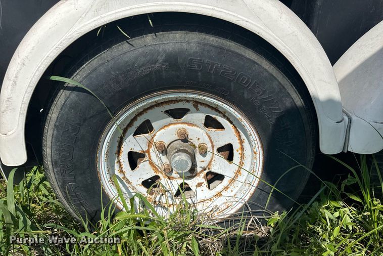 image for item EG6636 2005 AlleyCat RSWT300 recycling trailer