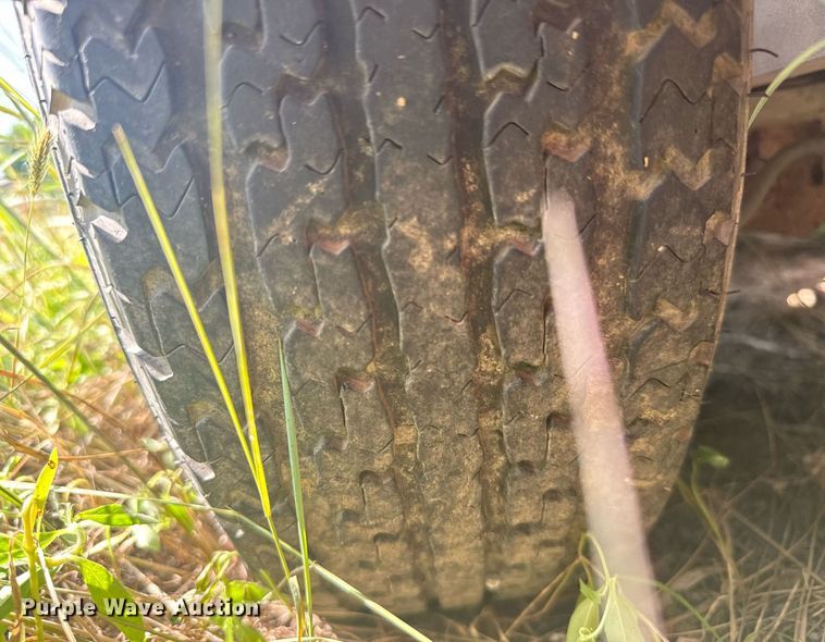 image for item EG6636 2005 AlleyCat RSWT300 recycling trailer