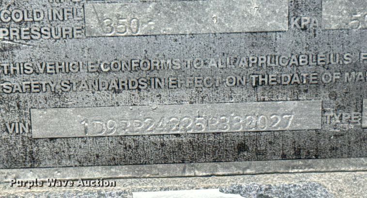 image for item EG6636 2005 AlleyCat RSWT300 recycling trailer