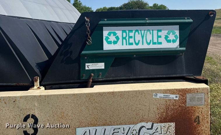 image for item EG6637 2001 AlleyCat RSWT-50 Recycling recycling trailer