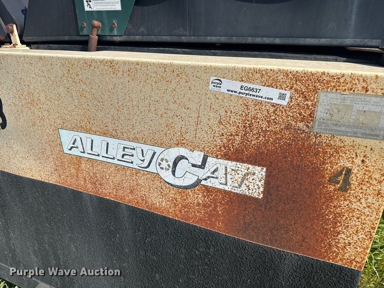 image for item EG6637 2001 AlleyCat RSWT-50 Recycling recycling trailer