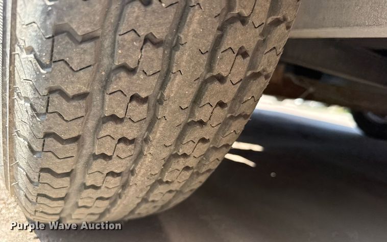 image for item EG6638 2005 AlleyCat RSWT300 recycling trailer