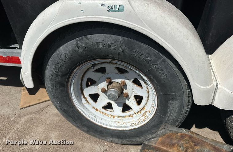 image for item EG6638 2005 AlleyCat RSWT300 recycling trailer