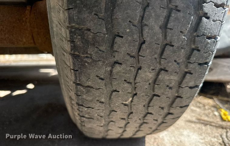 image for item EG6638 2005 AlleyCat RSWT300 recycling trailer