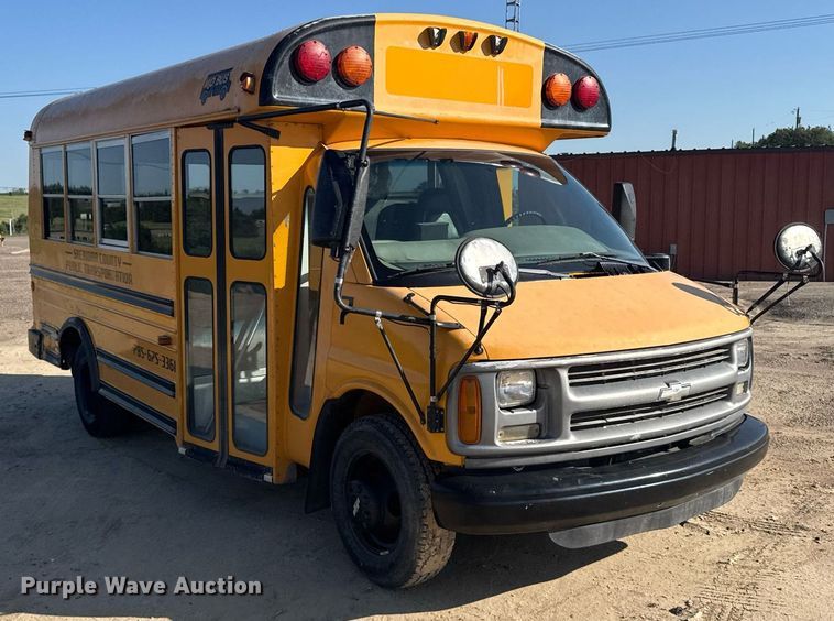 image for item EG6657 1998 Chevrolet Express G3500  school bus