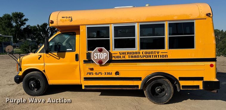 image for item EG6657 1998 Chevrolet Express G3500  school bus