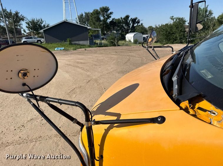 image for item EG6657 1998 Chevrolet Express G3500  school bus