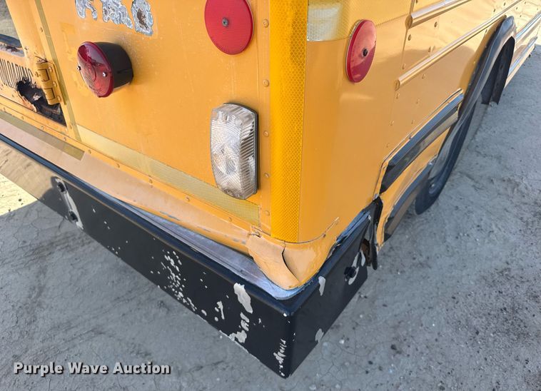 image for item EG6657 1998 Chevrolet Express G3500  school bus