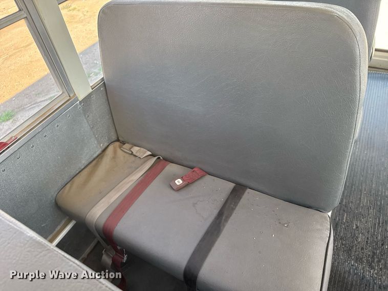 image for item EG6657 1998 Chevrolet Express G3500  school bus