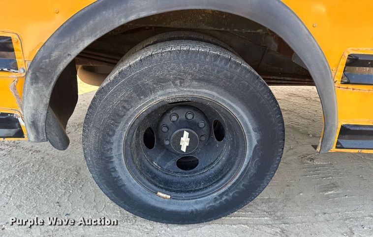 image for item EG6657 1998 Chevrolet Express G3500  school bus