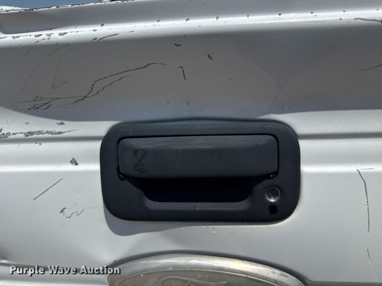 image for item EG8095 2011 Ford F150 SuperCrew pickup truck