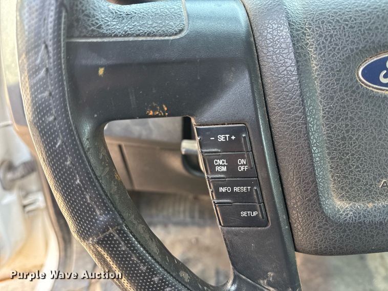 image for item EG8095 2011 Ford F150 SuperCrew pickup truck