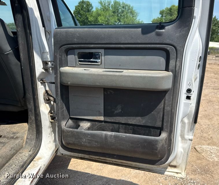 image for item EG8095 2011 Ford F150 SuperCrew pickup truck