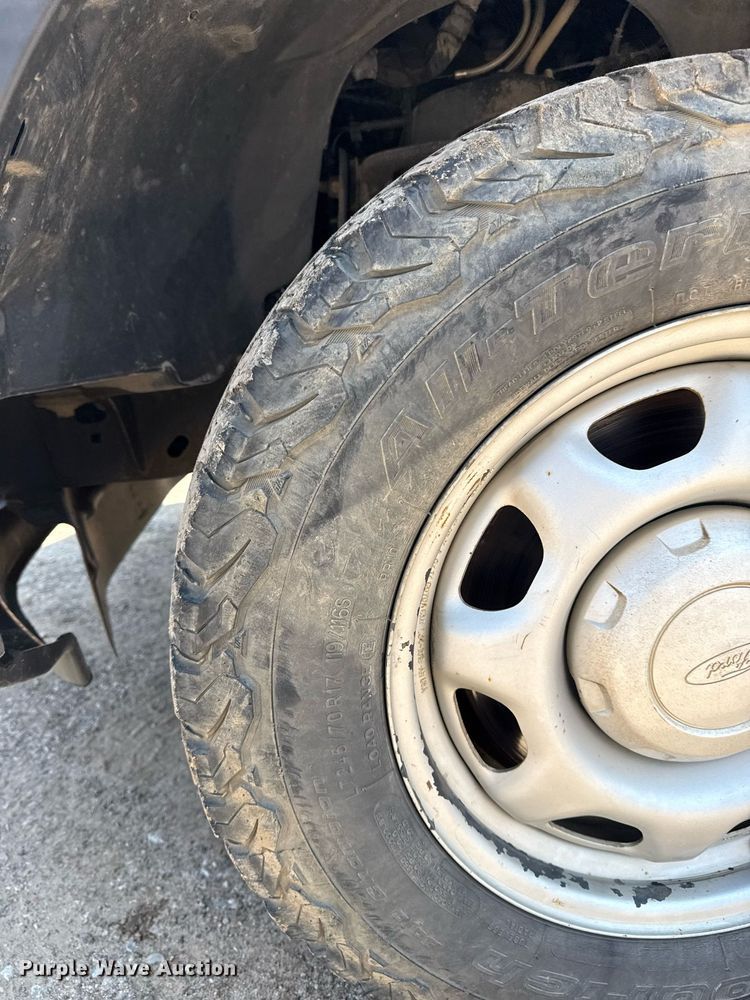 image for item EG8095 2011 Ford F150 SuperCrew pickup truck