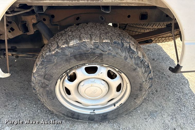 image for item EG8095 2011 Ford F150 SuperCrew pickup truck